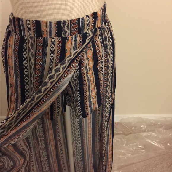 Fireflytrend maxi with shorts and slit - Picture 2 of 2